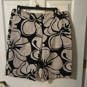 New York & Company Bermuda chino shorts